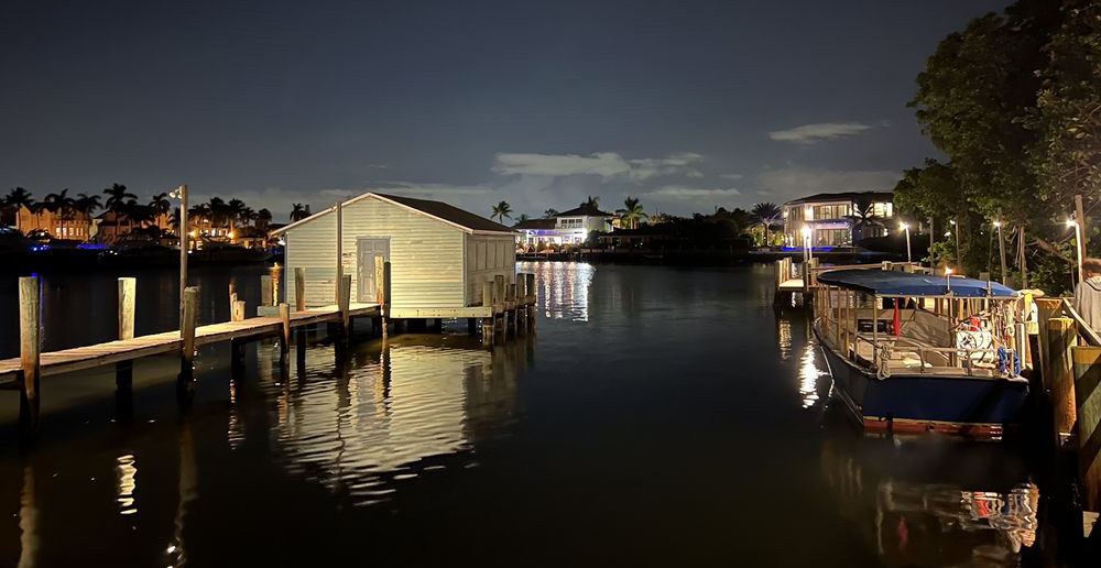 Cap's Place along the Intracoastal Waterway in Lighthouse Point